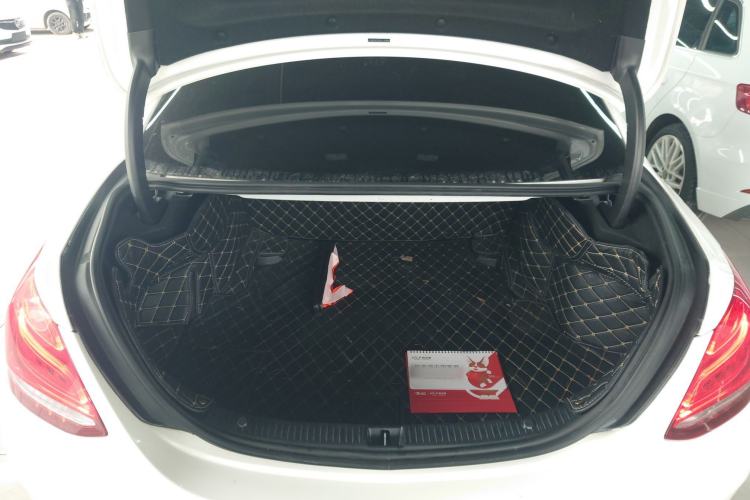 Used Mercedes-Benz C-Class 2015 Revised C 200 L Sport Edition Trunk
