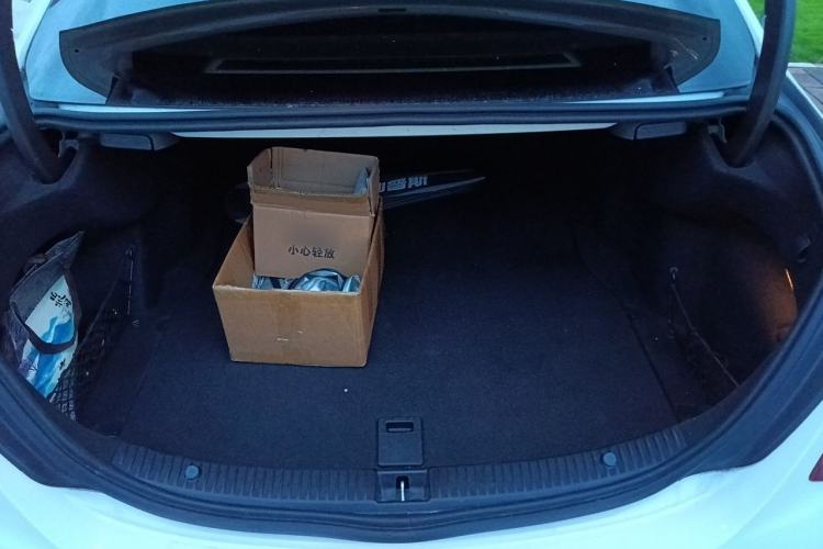 Used Mercedes-Benz C-Class 2015 C 200 L Trunk