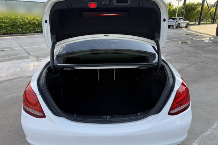 Used Mercedes-Benz C-Class 2015 C 200 L Trunk