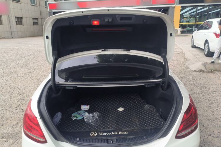 Used Mercedes-Benz C-Class 2015 C 200 L Trunk
