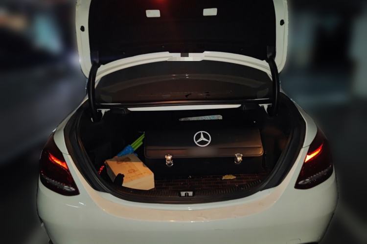 Used Mercedes-Benz C-Class 2015 C 200 L Sport Edition Trunk