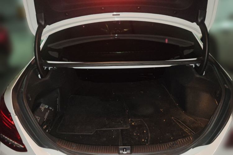 Used Mercedes-Benz C-Class 2015 C 200 Sport Edition Trunk