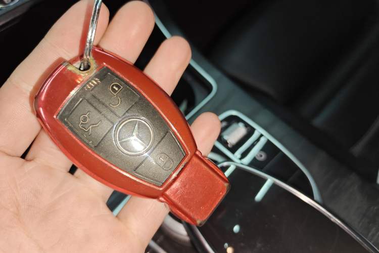 Used Mercedes-Benz C-Class 2015 Restyled C 180 L Sport Edition Vehicle Key