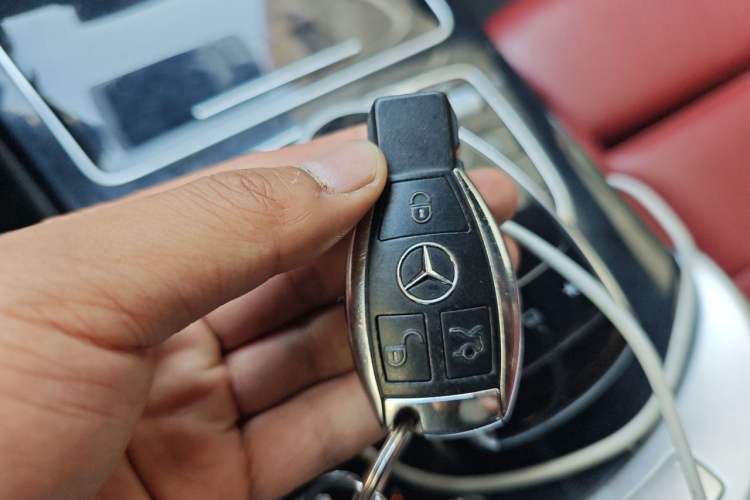 Used Mercedes-Benz C-Class 2015 C 200 Sport Edition Vehicle Key