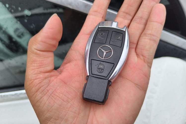 Used Mercedes-Benz C-Class 2015 C 200 L 4MATIC Sport Edition Vehicle Key