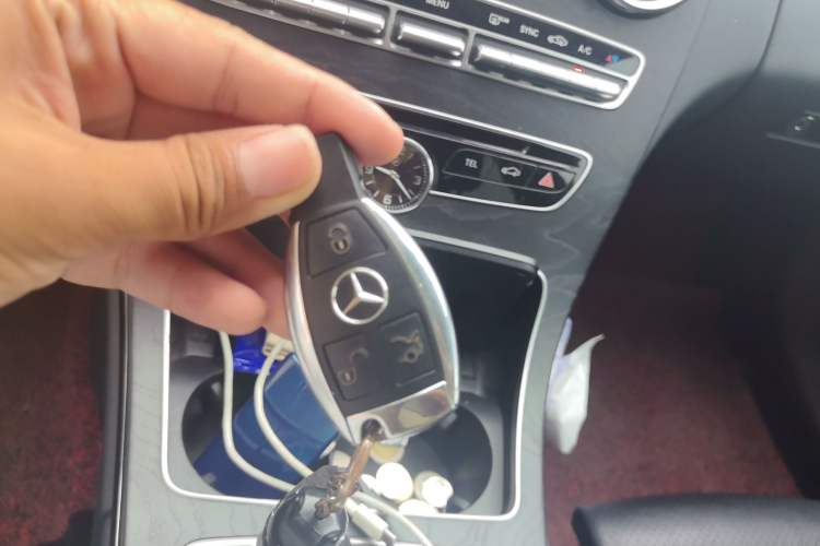 Used Mercedes-Benz C-Class 2015 C 200 L 4MATIC Sport Edition Vehicle Key