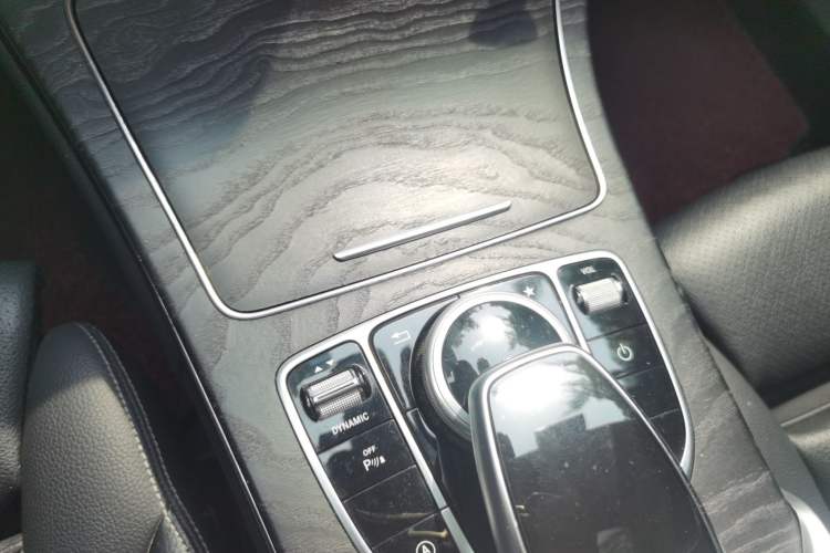 Used Mercedes-Benz C-Class 2015 Revised C 200 L Sport Edition Vehicle Key