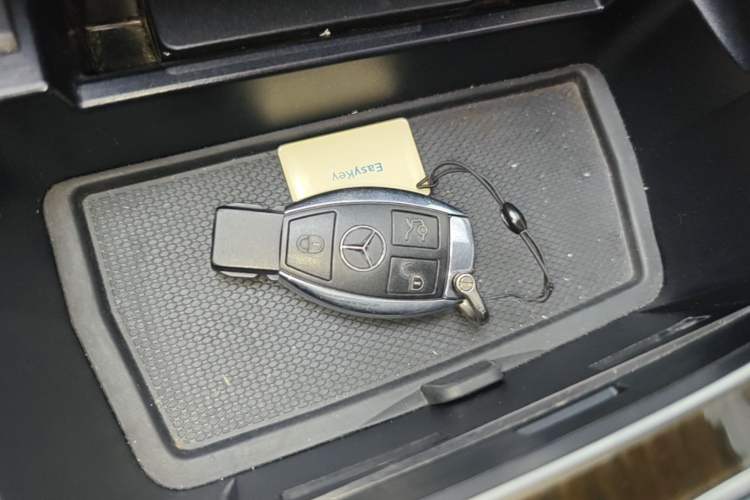 Used Mercedes-Benz C-Class 2015 C 200 L Vehicle Key