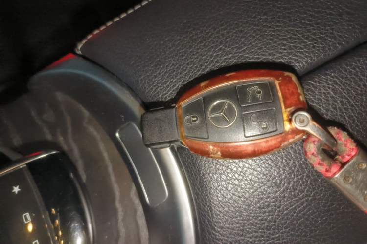 Used Mercedes-Benz C-Class 2015 C 200 L Sport Edition Vehicle Key