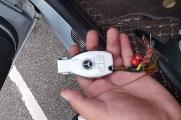 Used Mercedes-Benz C-Class 2015 C 200 L 4MATIC Sport Edition Vehicle Key