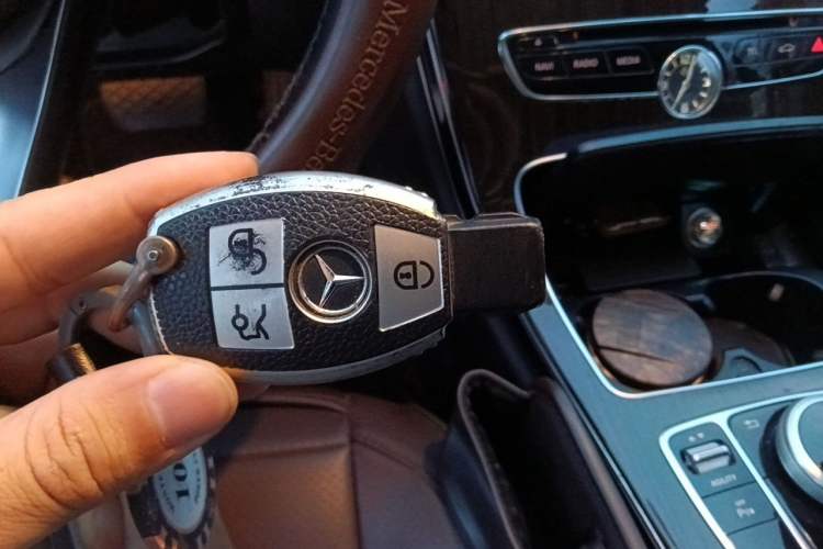 Used Mercedes-Benz C-Class 2015 C 200 L Vehicle Key