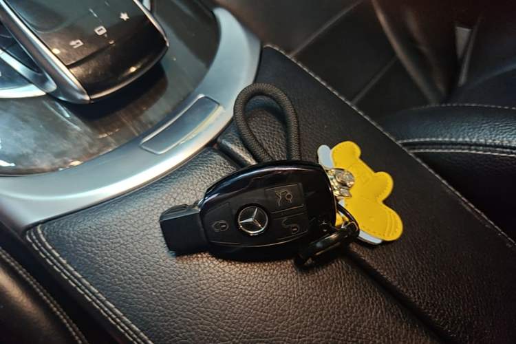 Used Mercedes-Benz C-Class 2015 C 200 Sport Edition Vehicle Key