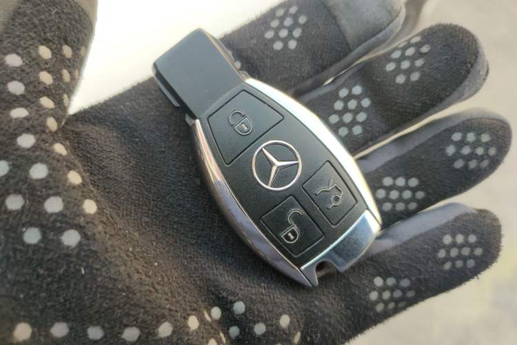Used Mercedes-Benz C-Class 2015 C 200 Sport Edition 4MATIC Vehicle Key