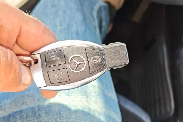 Used Mercedes-Benz C-Class 2015 Revised C 200 L Sport Edition Vehicle Key