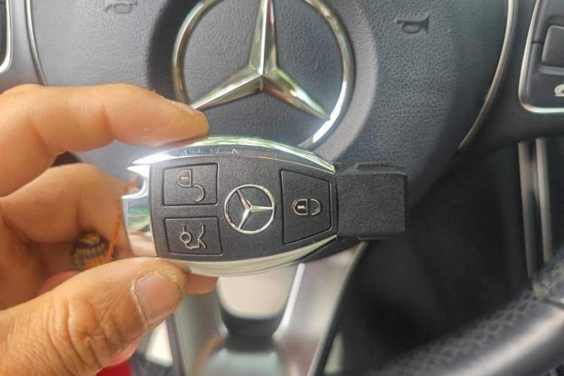 Used Mercedes-Benz C-Class 2015 Revised C 200 L Sport Edition Vehicle Key