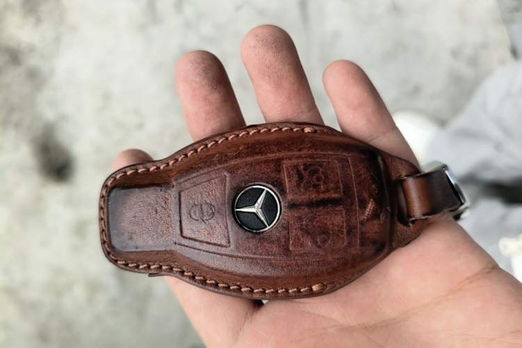 Used Mercedes-Benz C-Class 2015 Restyled C 180 L Sport Edition Vehicle Key
