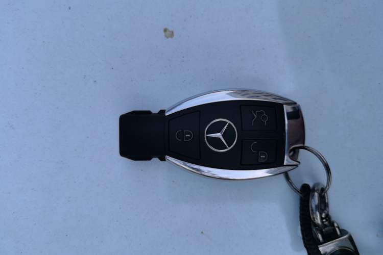 Used Mercedes-Benz C-Class 2015 Restyled C 180 L Sport Edition Vehicle Key