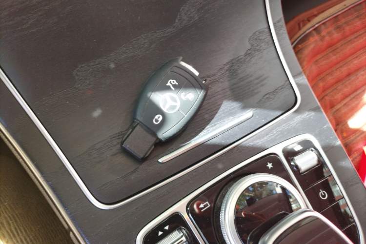 Used Mercedes-Benz C-Class 2015 C 200 station wagon Vehicle Key