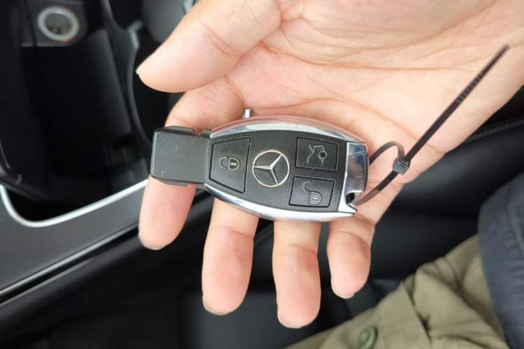 Used Mercedes-Benz C-Class 2015 C 200 L 4MATIC Sport Edition Vehicle Key