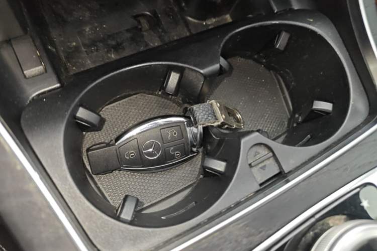Used Mercedes-Benz C-Class 2015 Revised C 200 L Sport Edition Vehicle Key