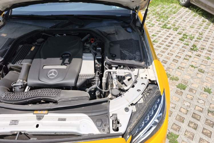 Used Mercedes-Benz C-Class 2015 Restyled C 180 L Sport Edition Engine Bay Left