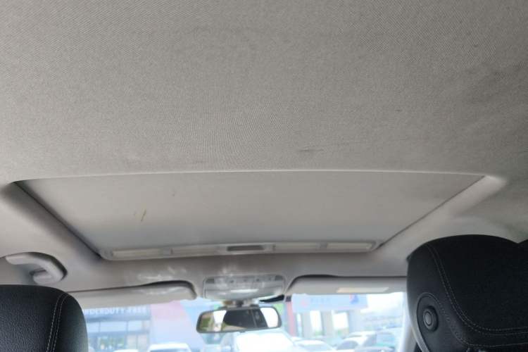 Used Mercedes-Benz C-Class 2015 Restyled C 180 L Sport Edition Headliner