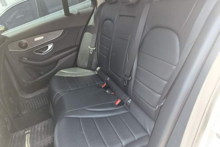 Used Mercedes-Benz C-Class 2015 Restyled C 180 L Sport Edition Left Rear Seat