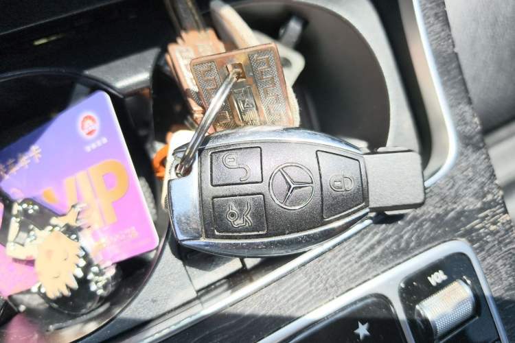 Used Mercedes-Benz C-Class 2015 Restyled C 180 L Sport Edition Vehicle Key