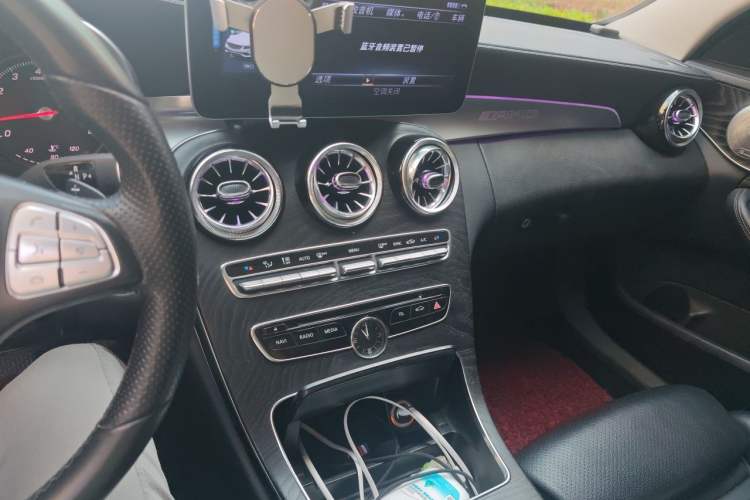 Used Mercedes-Benz C-Class 2016 C 200 L Sport Edition Audio And AC Panel