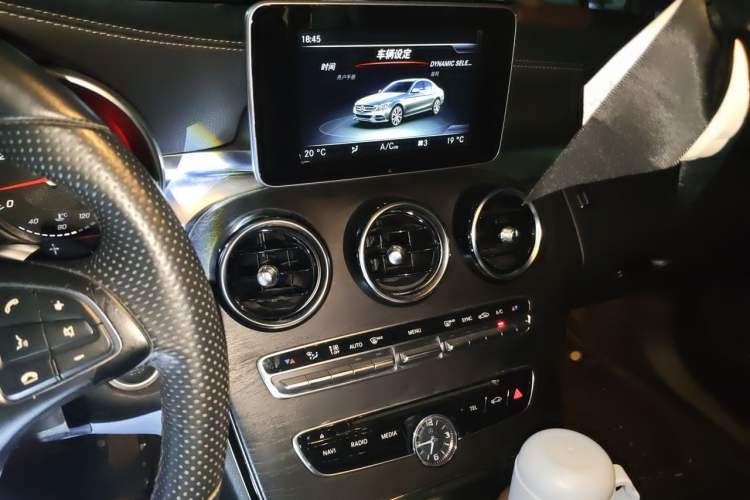 Used Mercedes-Benz C-Class 2016 C 180 L Sport Edition Audio And AC Panel