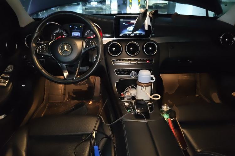 Used Mercedes-Benz C-Class 2016 C 180 L Sport Edition Center Console