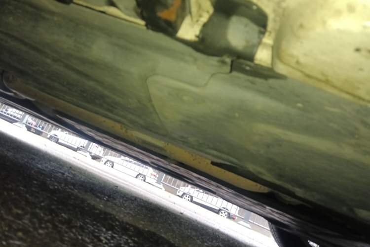 Used Mercedes-Benz C-Class 2016 C 200 L Sport Edition Chassis Front Right