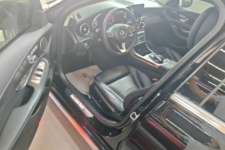 Used Mercedes-Benz C-Class 2016 C 200 L Sport Edition Driver Seat