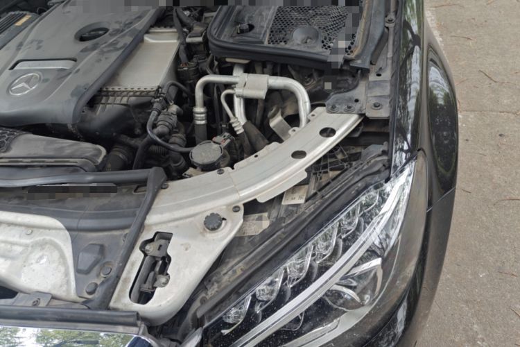 Used Mercedes-Benz C-Class 2016 C 180 L Engine Bay Left
