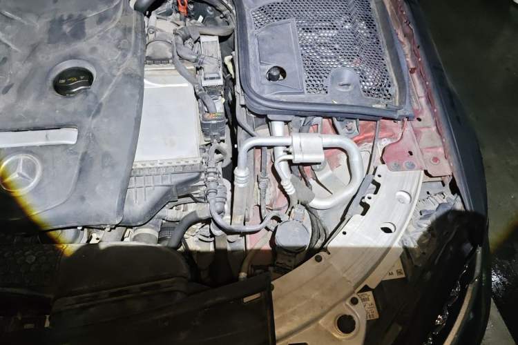 Used Mercedes-Benz C-Class 2016 C 180 L Sport Edition Engine Bay Left
