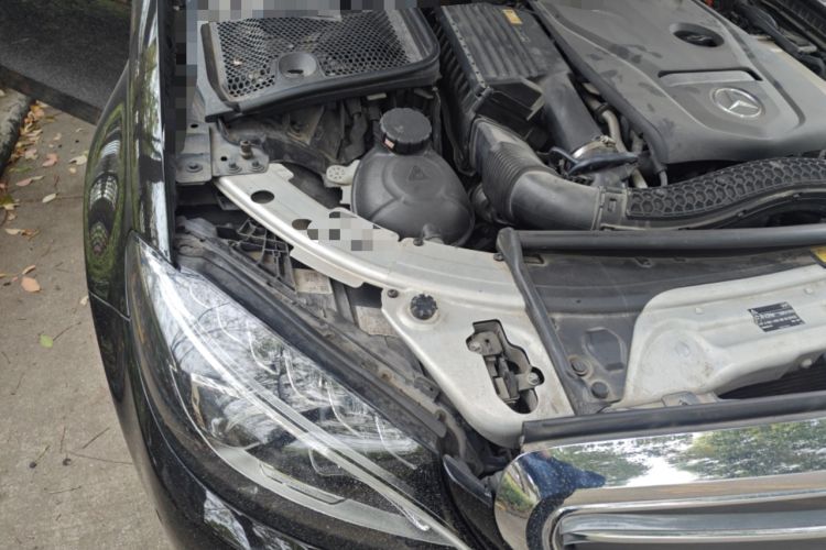 Used Mercedes-Benz C-Class 2016 C 180 L Engine Bay Right