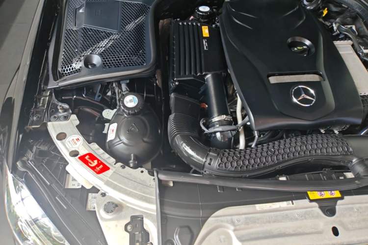 Used Mercedes-Benz C-Class 2016 C 200 L Sport Edition Engine Bay Right