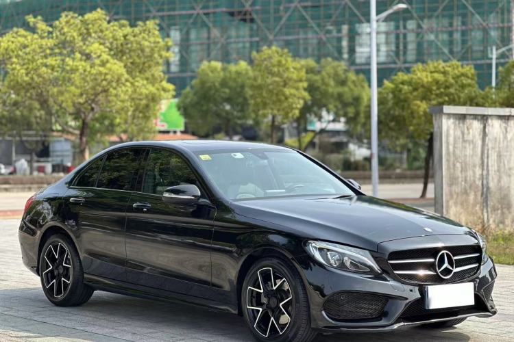 Used Mercedes-Benz C-Class 2016 C 200 Sport Edition Exterior 2