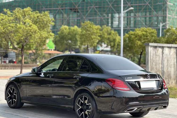 Used Mercedes-Benz C-Class 2016 C 200 Sport Edition Exterior 3