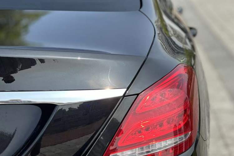Used Mercedes-Benz C-Class 2016 C 200 Sport Edition Exterior 7
