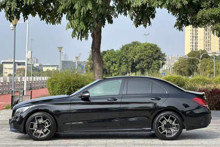 Used Mercedes-Benz C-Class 2016 C 200 Sport Edition Exterior 8