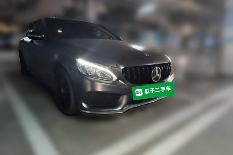 Used Mercedes-Benz C-Class 2016 C 200 Sport Edition Front Right 45 Deg