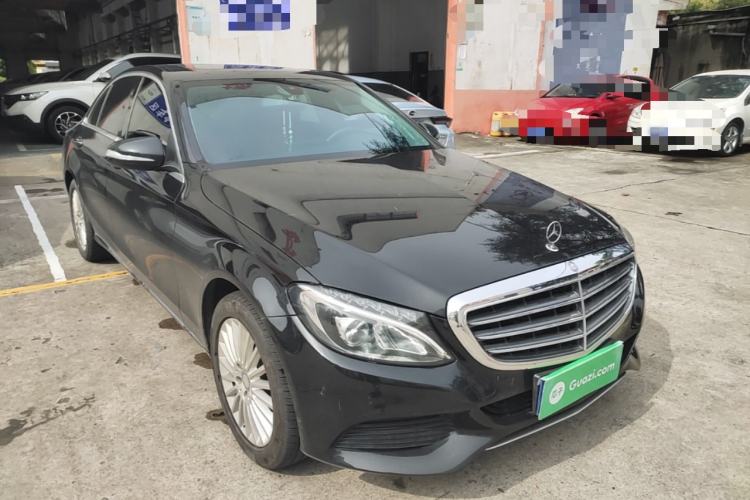 Used Mercedes-Benz C-Class 2016 C 180 L Front Right 45 Deg
