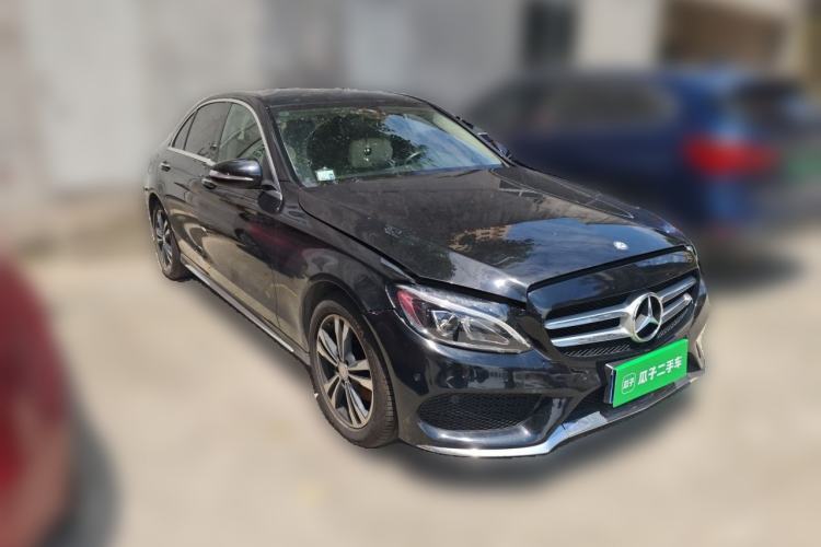 Used Mercedes-Benz C-Class 2016 C 200 L Sport Edition Front Right 45 Deg