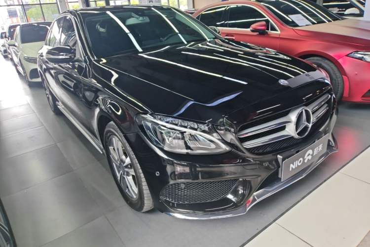 Used Mercedes-Benz C-Class 2016 C 200 L Sport Edition Front Right 45 Deg