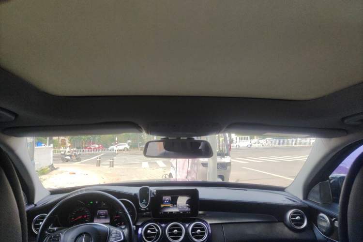 Used Mercedes-Benz C-Class 2016 C 200 L Headliner