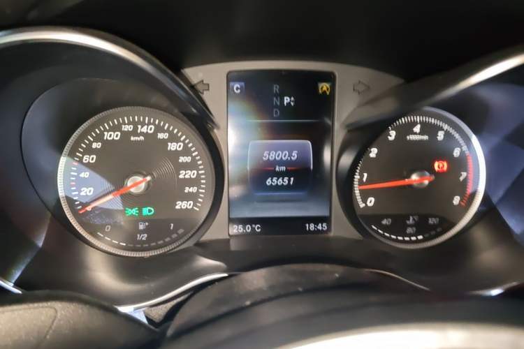 Used Mercedes-Benz C-Class 2016 C 180 L Sport Edition Instrument Cluster