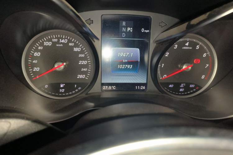 Used Mercedes-Benz C-Class 2016 C 200 Sport Edition Odometer Close Up