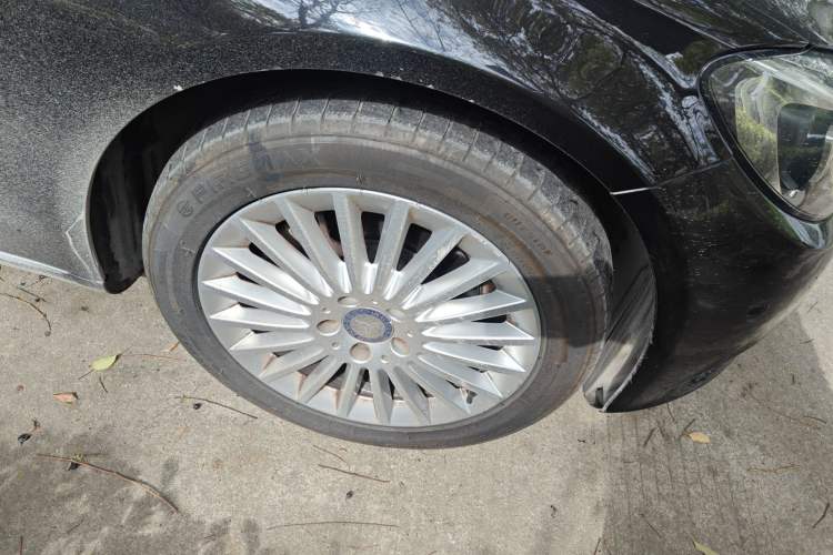 Used Mercedes-Benz C-Class 2016 C 180 L Right Front Wheel Hub