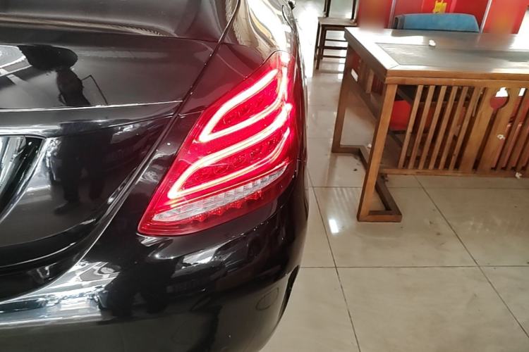 Used Mercedes-Benz C-Class 2016 C 200 L 4MATIC Sport Edition Right Rear Taillight